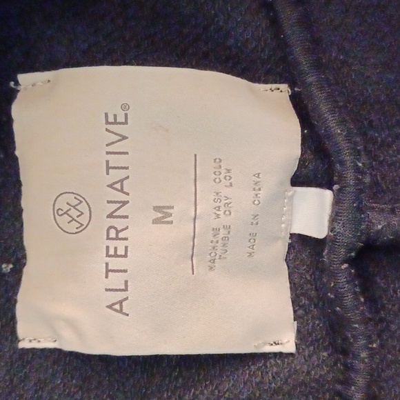 Alternative Jacket - Picture 3 of 5